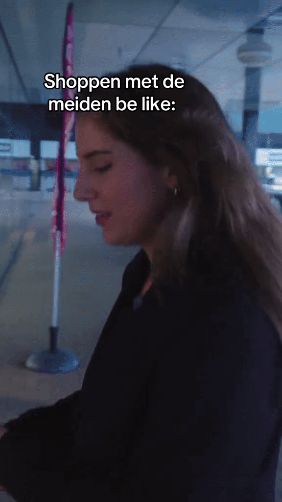 GIF Leen Bakker TikTok 2